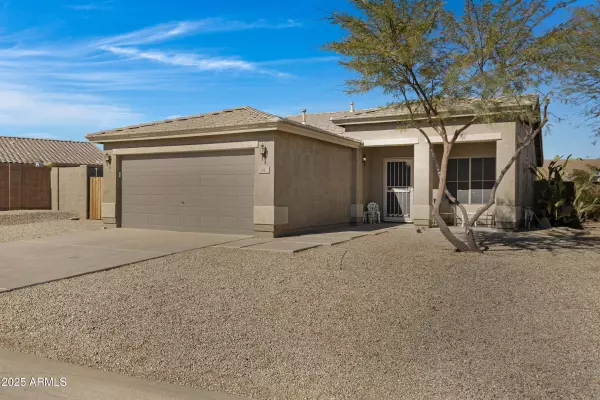 San Tan Valley, AZ 85143,14 E PEPPERGRASS Place