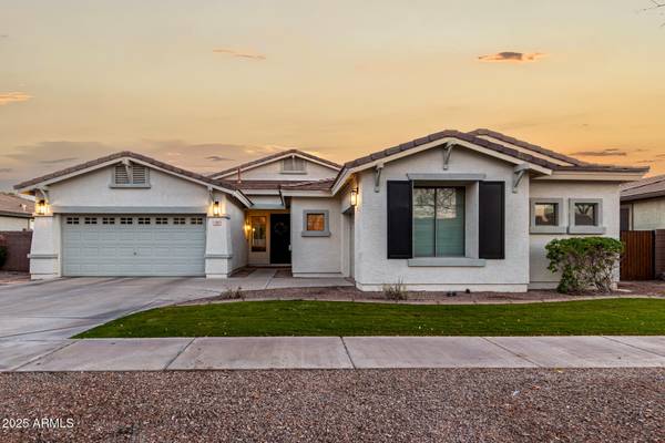 255 W SEAGULL Place, Chandler, AZ 85286