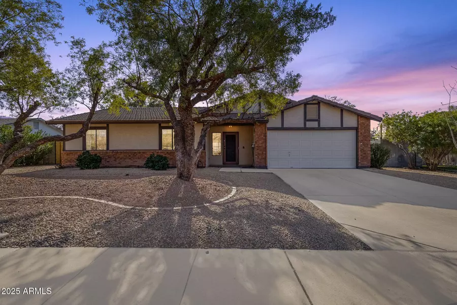 2647 E EVERGREEN Street, Mesa, AZ 85213