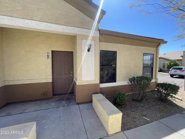 Mesa, AZ 85205,4423 E MCLELLAN Road #107