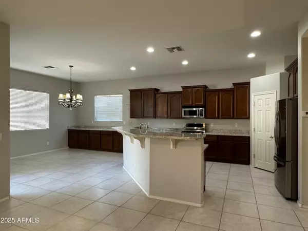 Peoria, AZ 85383,8326 W ROSEWOOD Lane