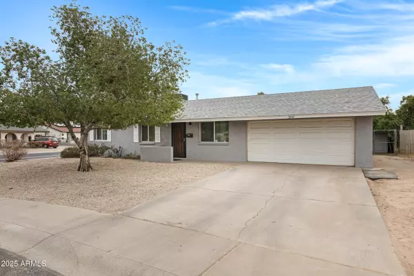 Phoenix, AZ 85032,3247 E FRIESS Drive