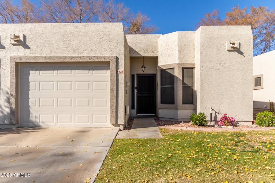 9270 W MORROW Drive, Peoria, AZ 85382