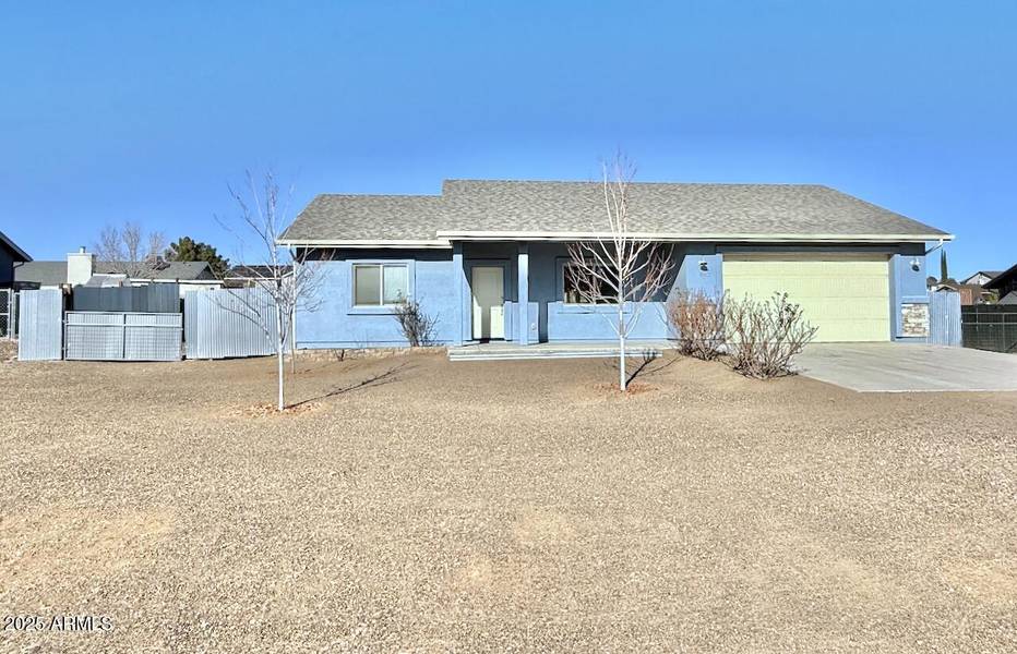 17642 E TRAILS END Road, Mayer, AZ 86333