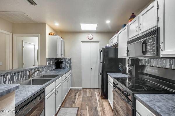 Surprise, AZ 85374,14300 W BELL Road #488