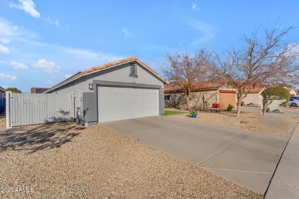 Surprise, AZ 85379,15854 W GELDING Drive