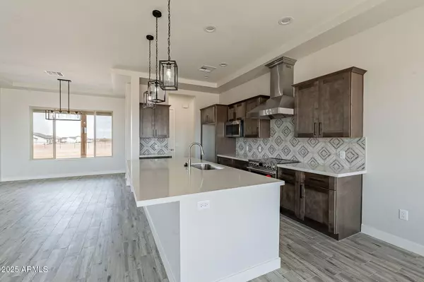 Wittmann, AZ 85361,29340 N 231ST Avenue