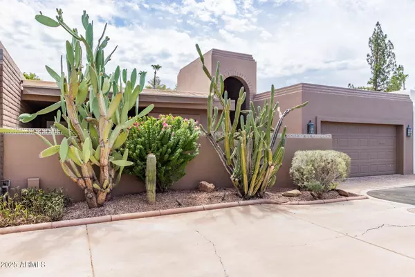 Scottsdale, AZ 85251,7770 E CAMELBACK Road #16