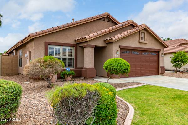 10245 W JESSIE Lane, Peoria, AZ 85383