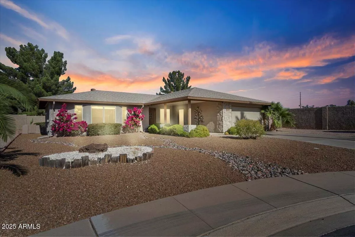 Mesa, AZ 85206,886 LEISURE WORLD --