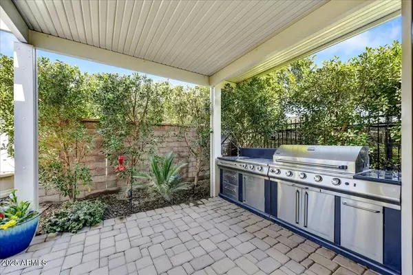 Queen Creek, AZ 85140,210 E BERGAMOT Lane