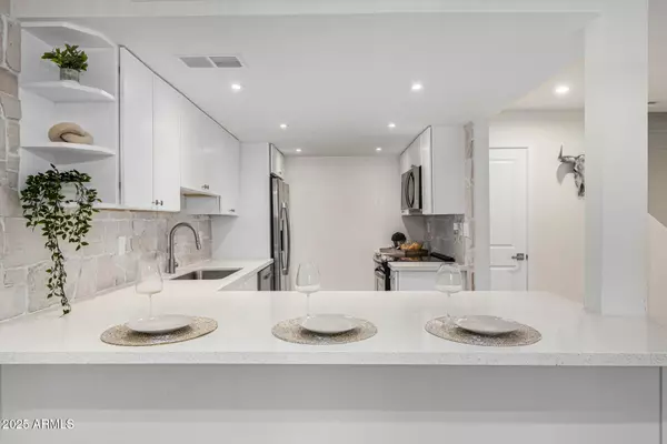 Scottsdale, AZ 85251,4268 N 81ST Street