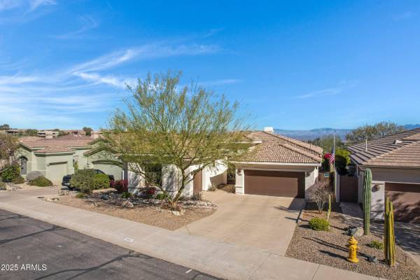 Fountain Hills, AZ 85268,14231 N DESERT FLOWER Drive