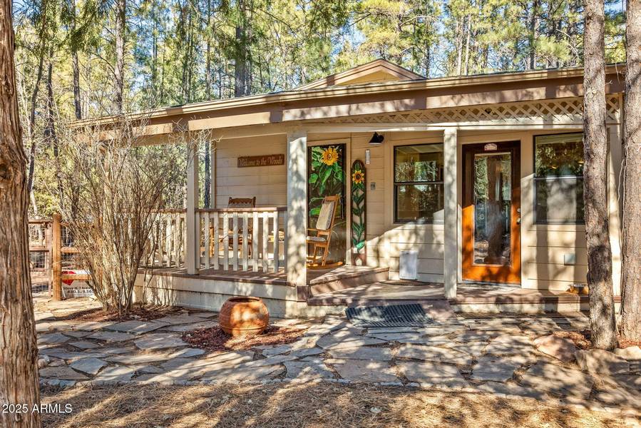 381 SOUTHLAKE Road, Pinetop-lakeside, AZ 85929