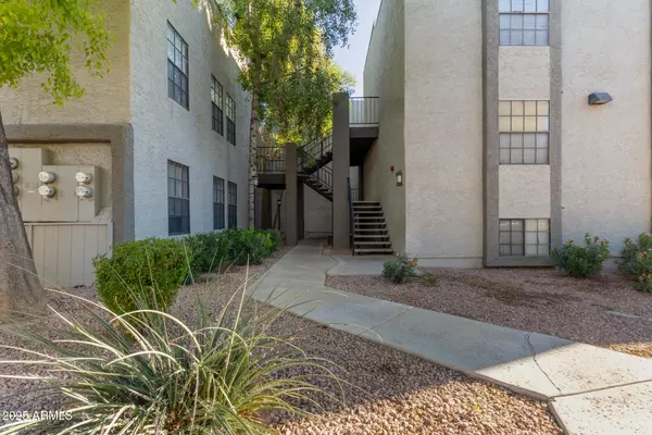 Scottsdale, AZ 85251,8020 E THOMAS Road #330