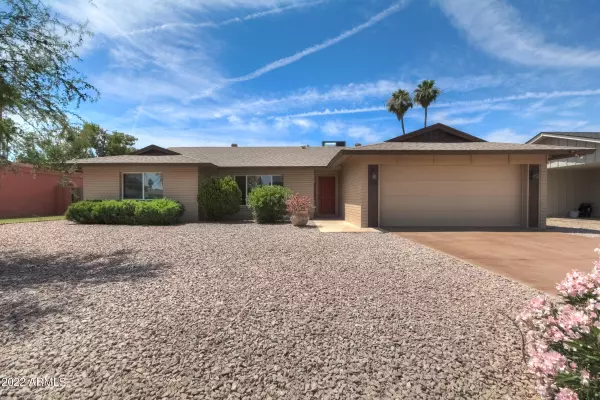 1737 E Pebble Beach Drive, Tempe, AZ 85282