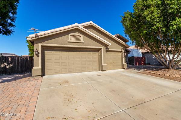 5378 W TARO Lane, Glendale, AZ 85308