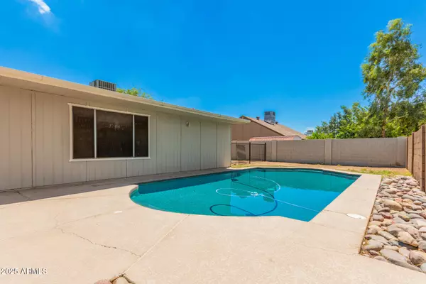 Chandler, AZ 85226,5648 W FOLLEY Street