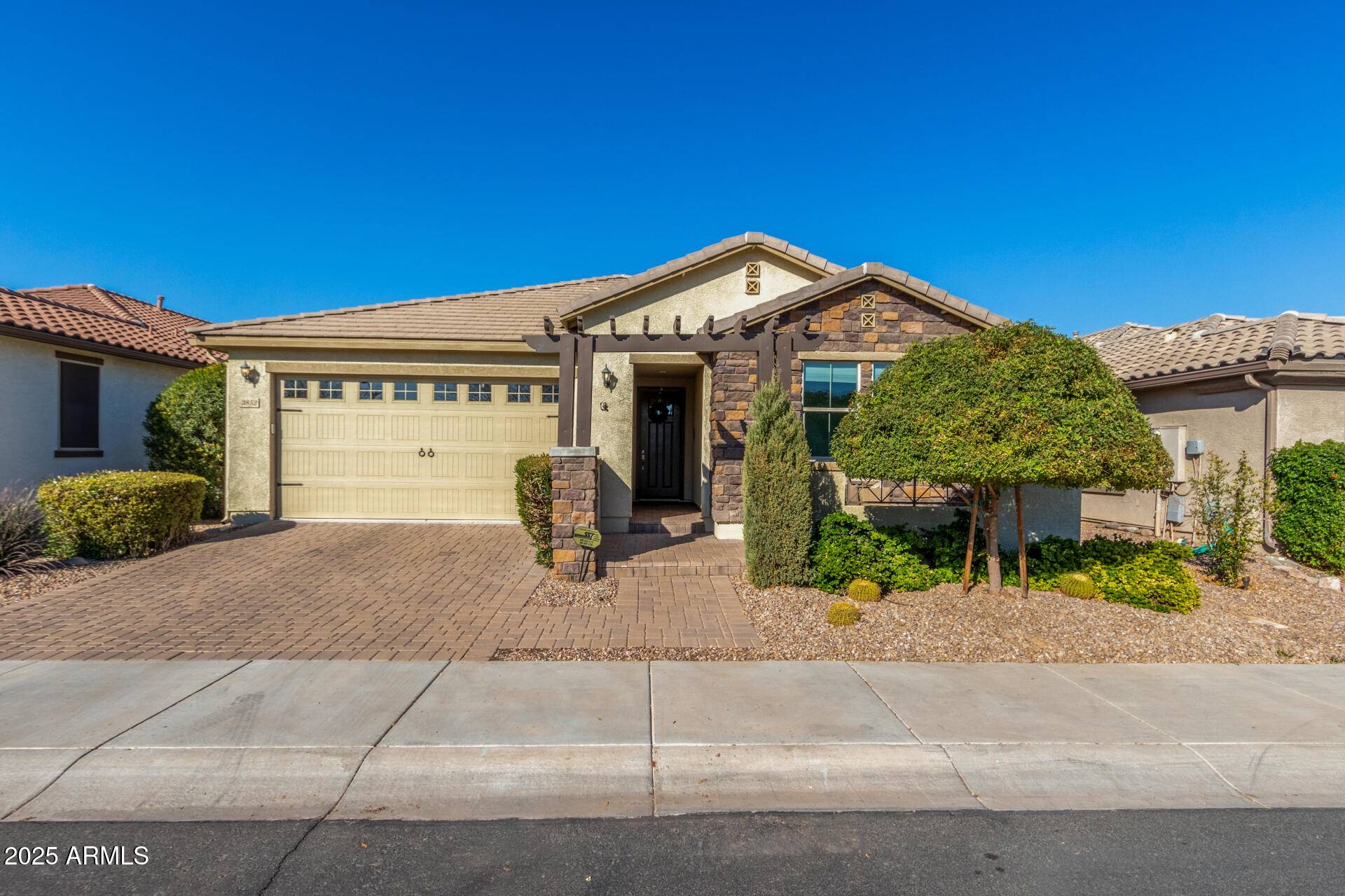 3852 E LIBERTY Lane, Gilbert, AZ 85296