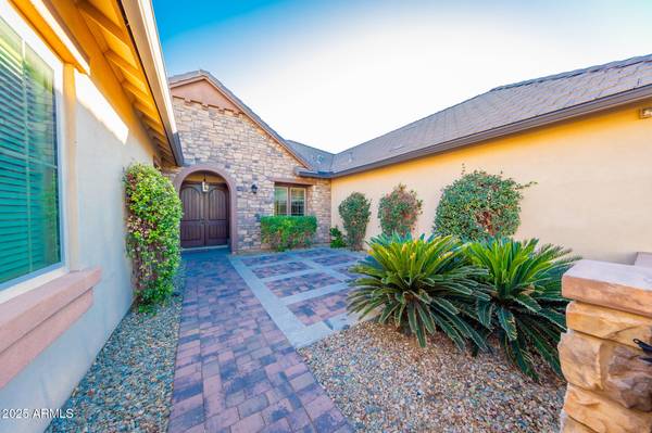 2835 E ATHENA Court, Gilbert, AZ 85297