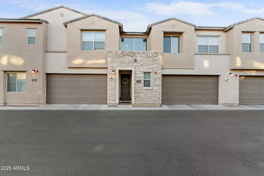 753 E ROJO Way #102, Gilbert, AZ 85297