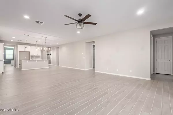 Maricopa, AZ 85138,22230 N DANIEL Drive