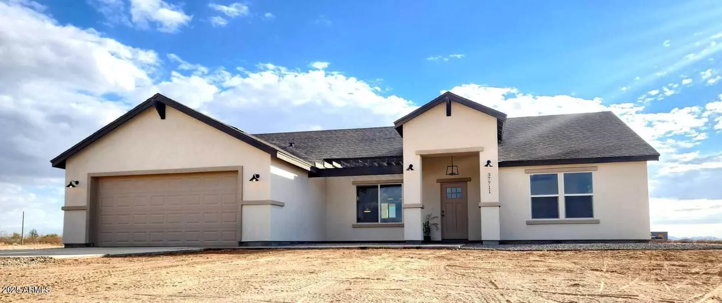 37711 W Pierce Street, Tonopah, AZ 85354