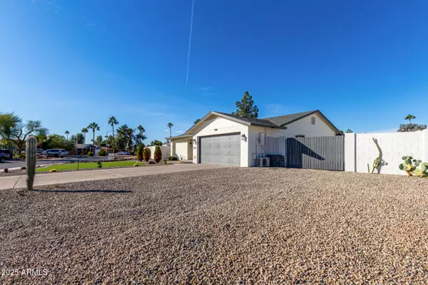 Scottsdale, AZ 85254,5266 E Blanche Drive