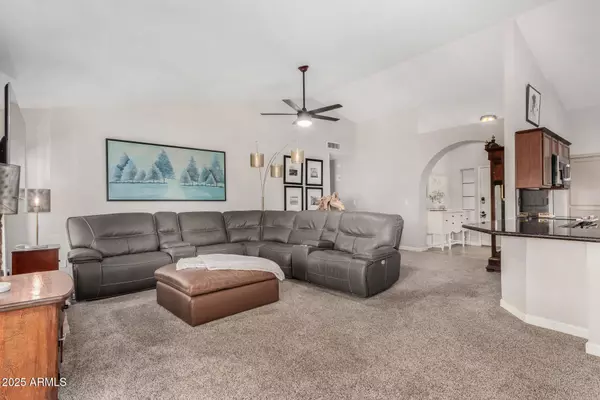 Chandler, AZ 85225,707 W ALAMO Drive