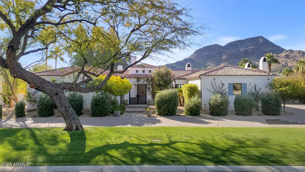 5989 E SAPPHIRE Lane, Paradise Valley, AZ 85253