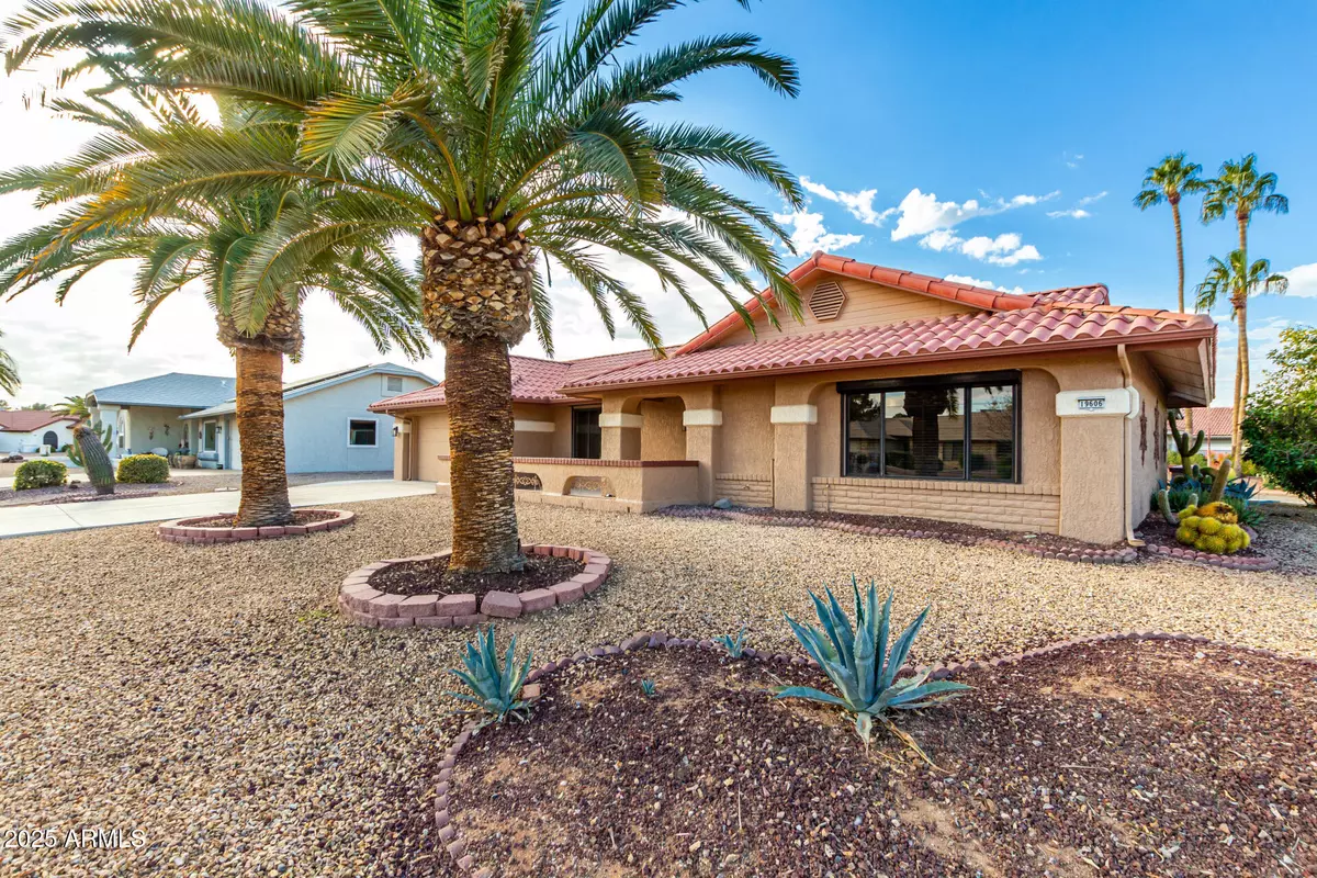 Sun City West, AZ 85375,19606 N TRAIL RIDGE Drive