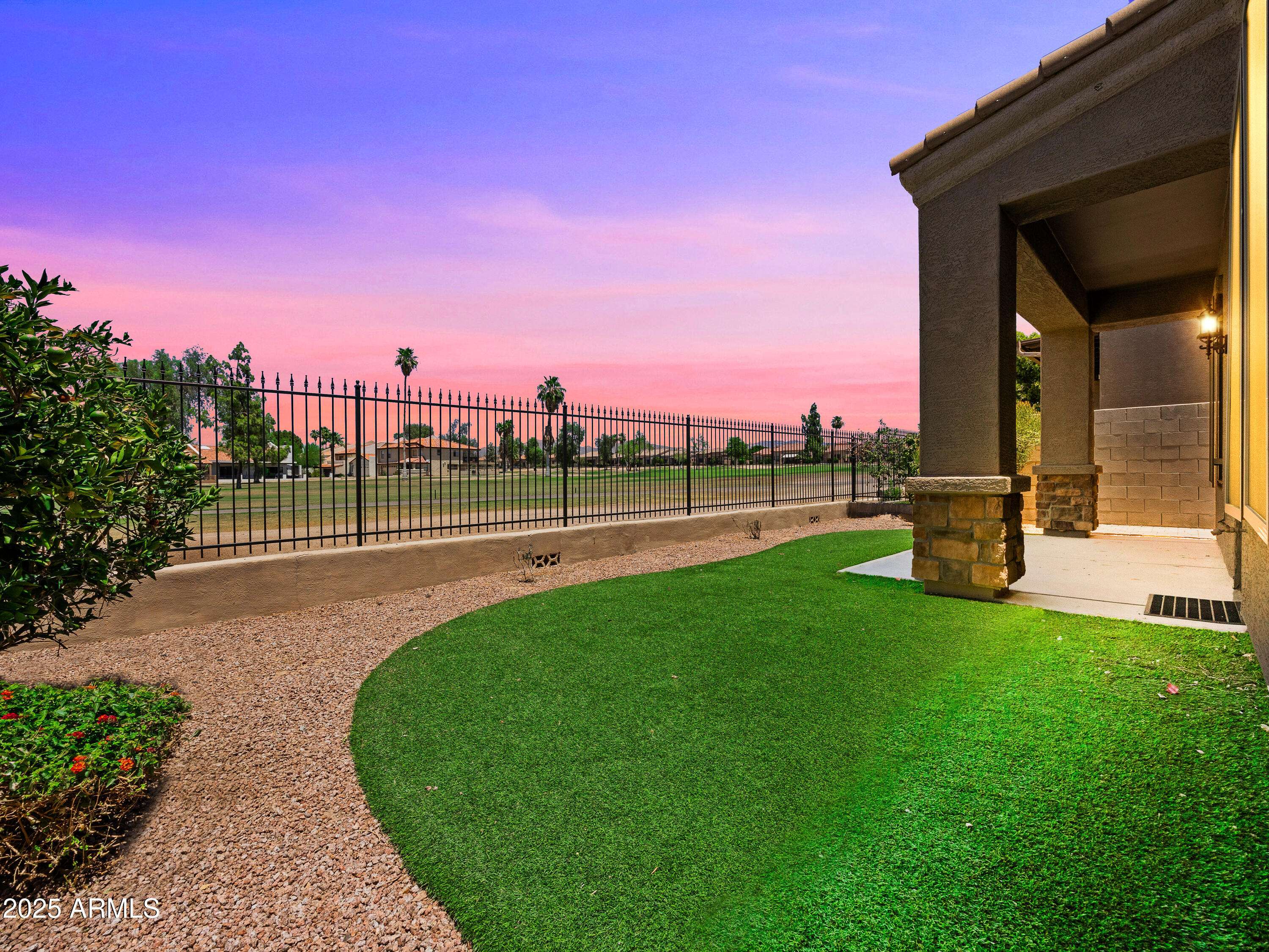 6202 E MCKELLIPS Road #83, Mesa, AZ 85215
