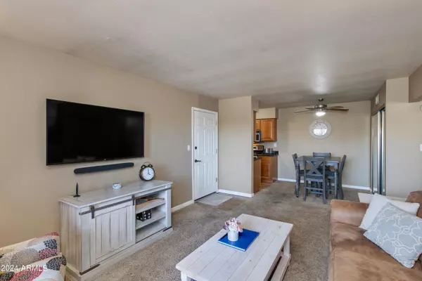 Scottsdale, AZ 85250,5877 N GRANITE REEF Road #2225