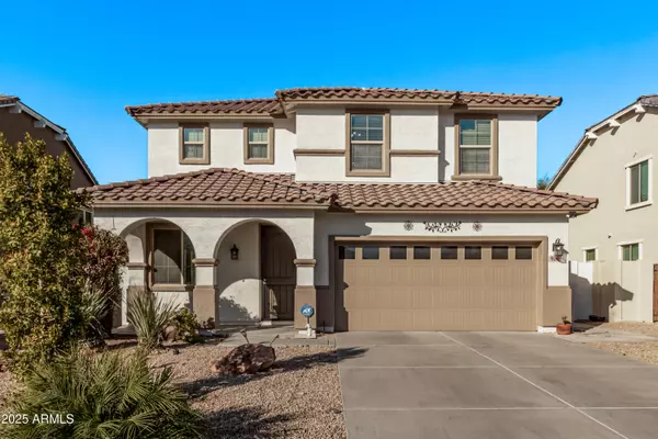 904 E ZESTA Lane, Gilbert, AZ 85297