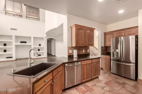 Phoenix, AZ 85083,5902 W GAMBIT Trail