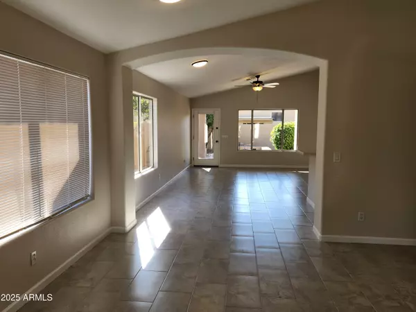 Peoria, AZ 85345,8605 W PARADISE Drive