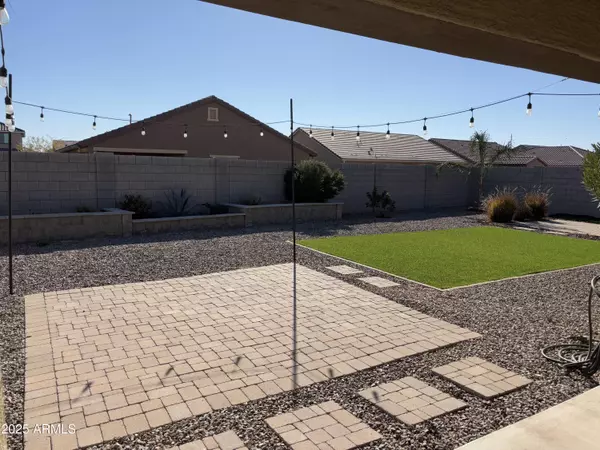 1537 E Caballero Drive, Casa Grande, AZ 85122