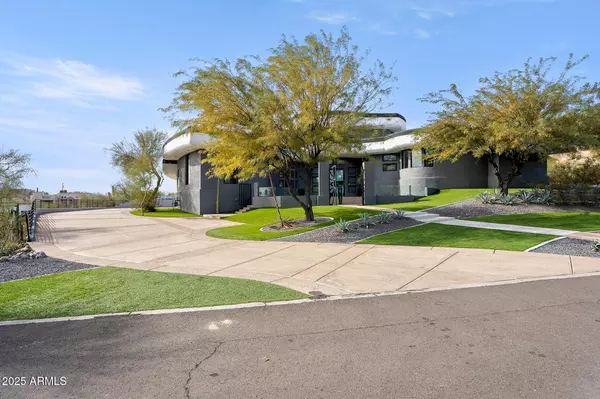 Paradise Valley, AZ 85253,3282 E PALO VERDE Drive