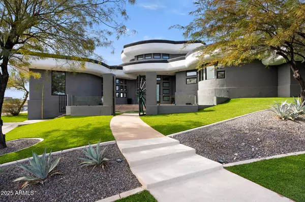 Paradise Valley, AZ 85253,3282 E PALO VERDE Drive