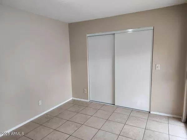 Mesa, AZ 85205,6149 E GLENCOVE Street #1