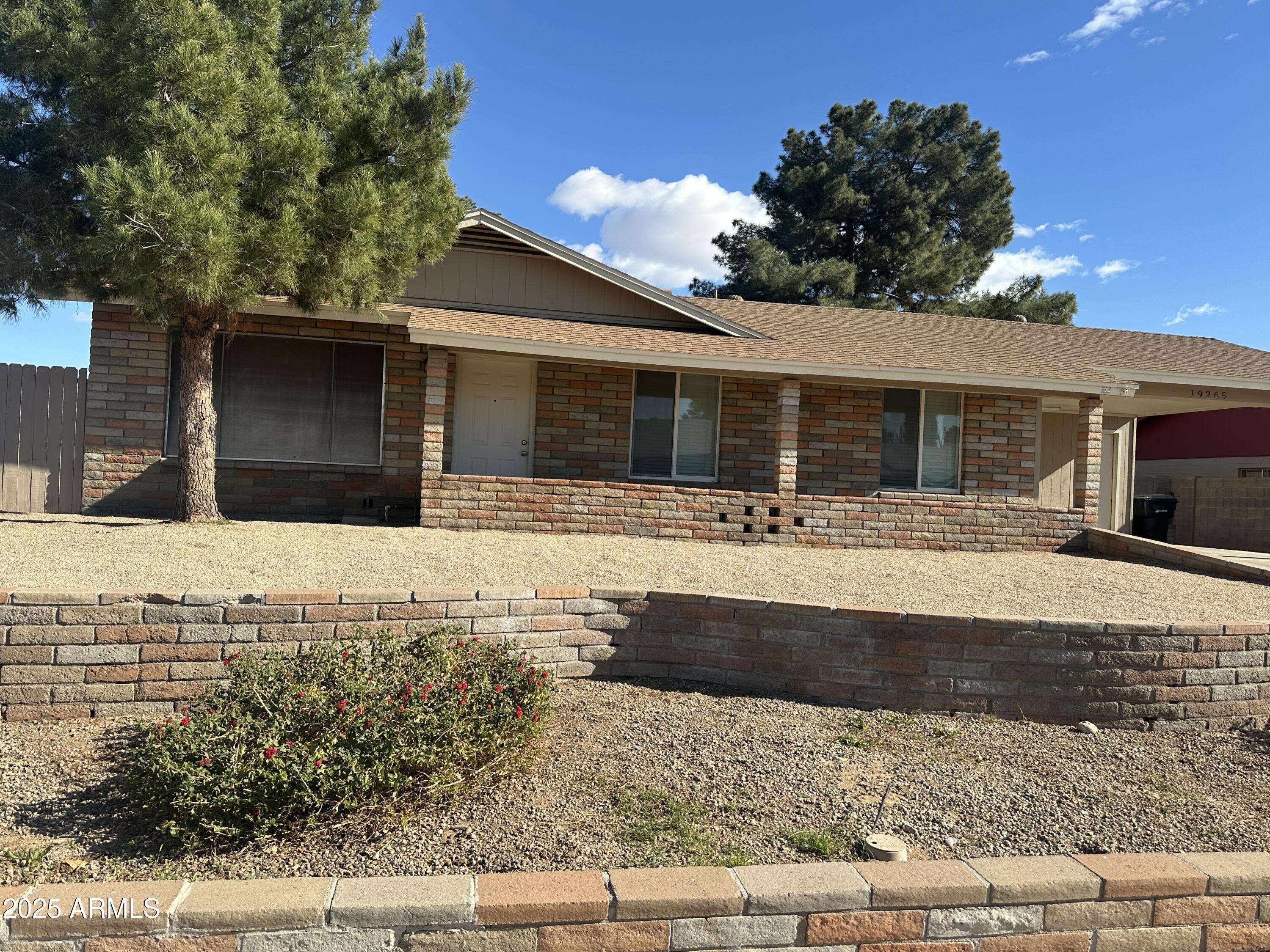Phoenix, AZ 85027,19265 N 21ST Avenue