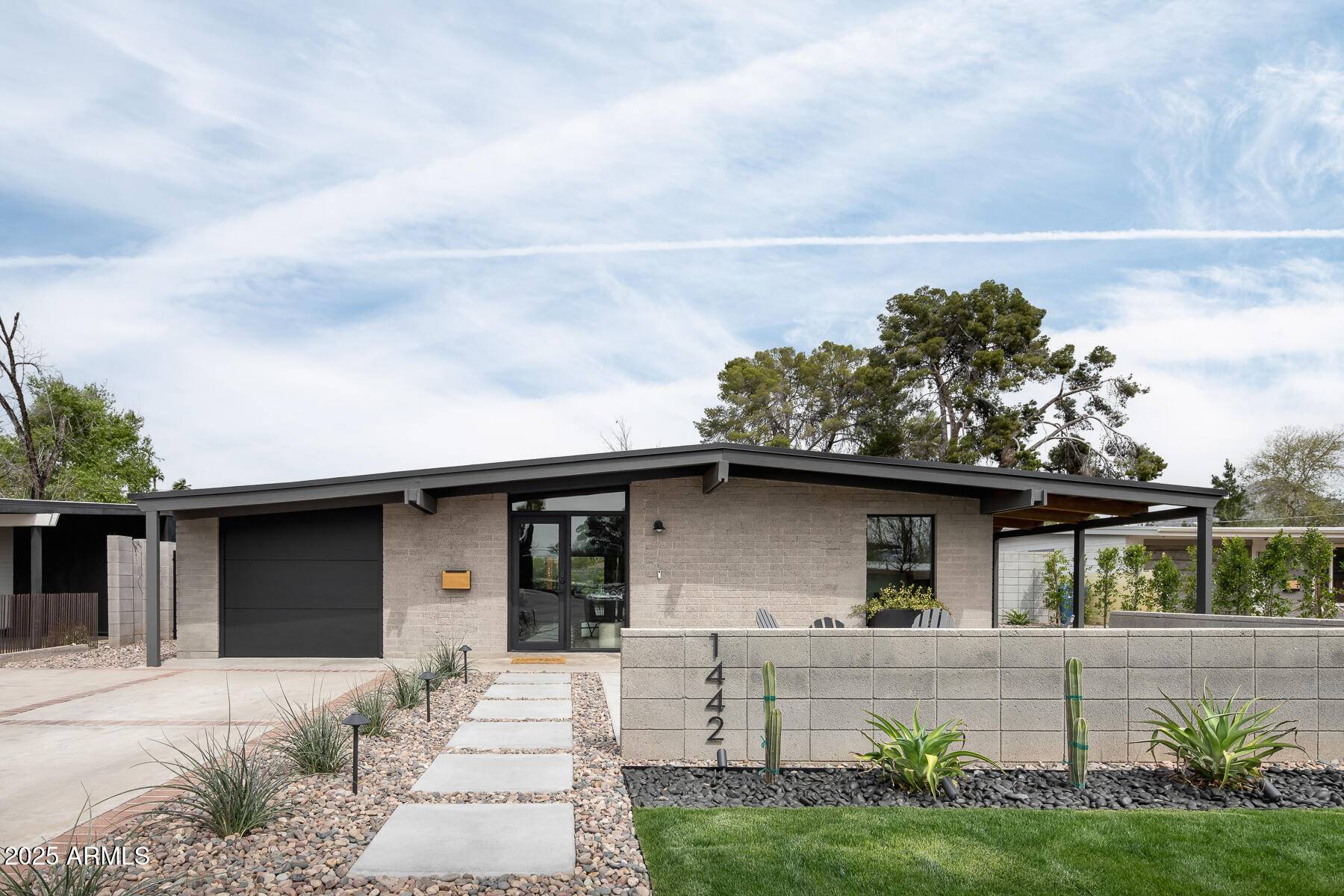Phoenix, AZ 85014,1442 E RANCHO Drive