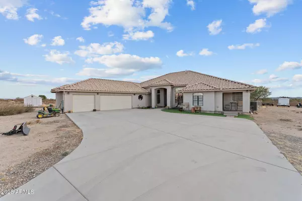 21315 W Vista Royale Drive, Wickenburg, AZ 85390