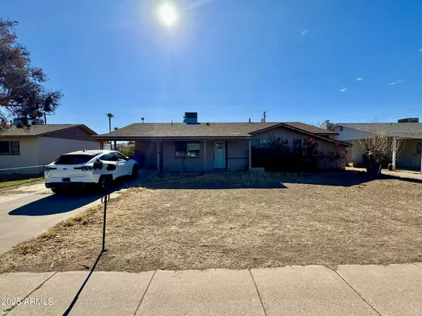 2239 E WIER Avenue, Phoenix, AZ 85040