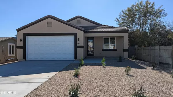 505 E Clanton Avenue, Buckeye, AZ 85326