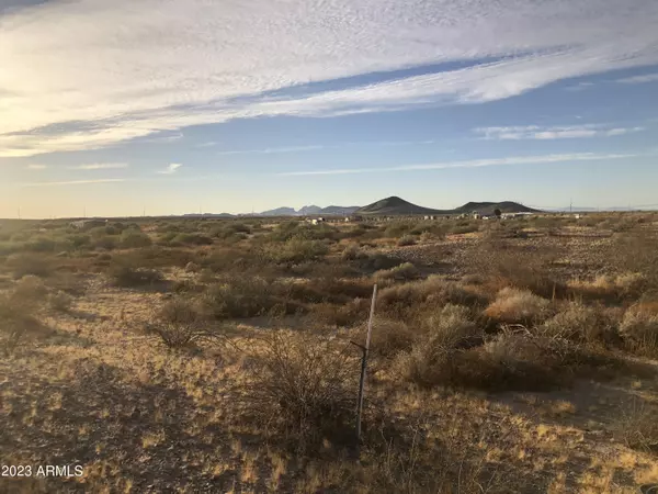 Tonopah, AZ 85354,79 S 351st Avenue #-