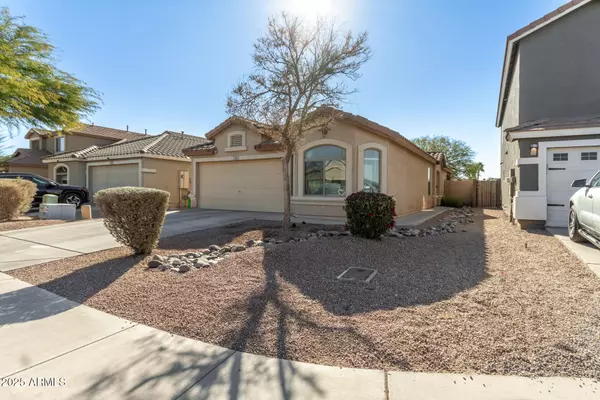 1283 E ESTELLE Lane, San Tan Valley, AZ 85140