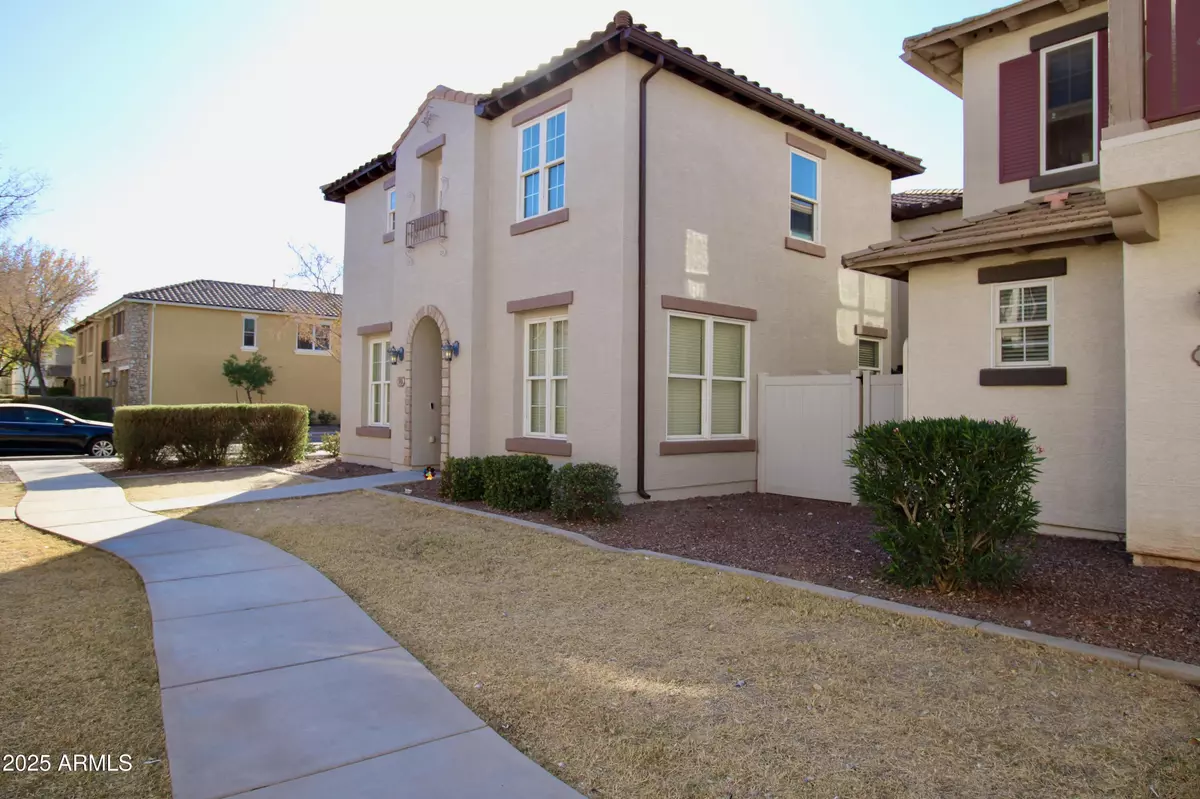 Gilbert, AZ 85296,865 S HUISH Drive