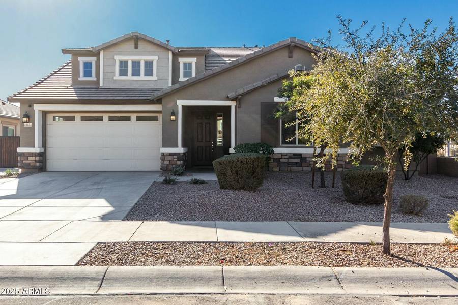 22235 E MUNOZ Court, Queen Creek, AZ 85142