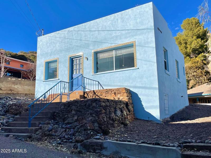 103 CLAWSON Street, Bisbee, AZ 85603